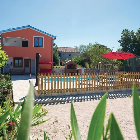 Stunning In Semesterbostad