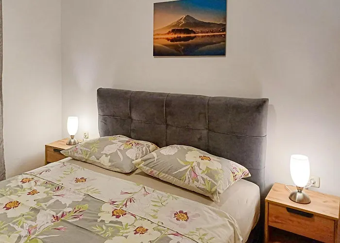 Stunning In Semesterbostad *