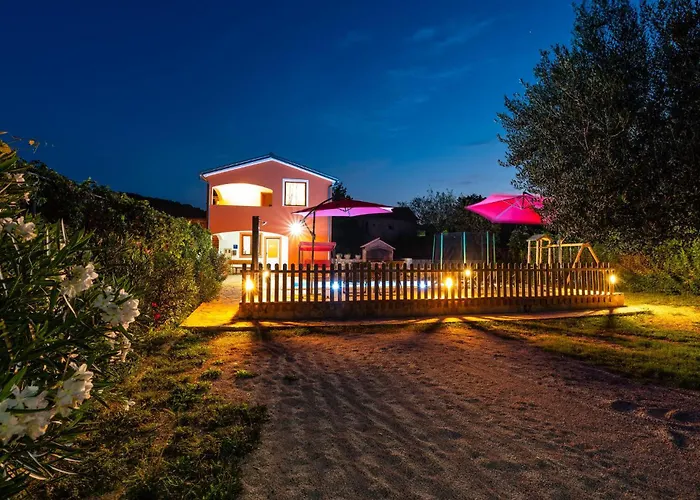 Stunning In Semesterbostad *