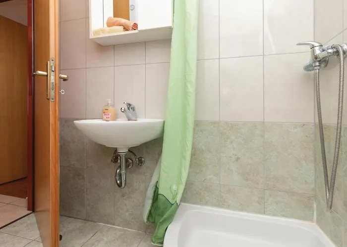 Semesterbostad Stunning In